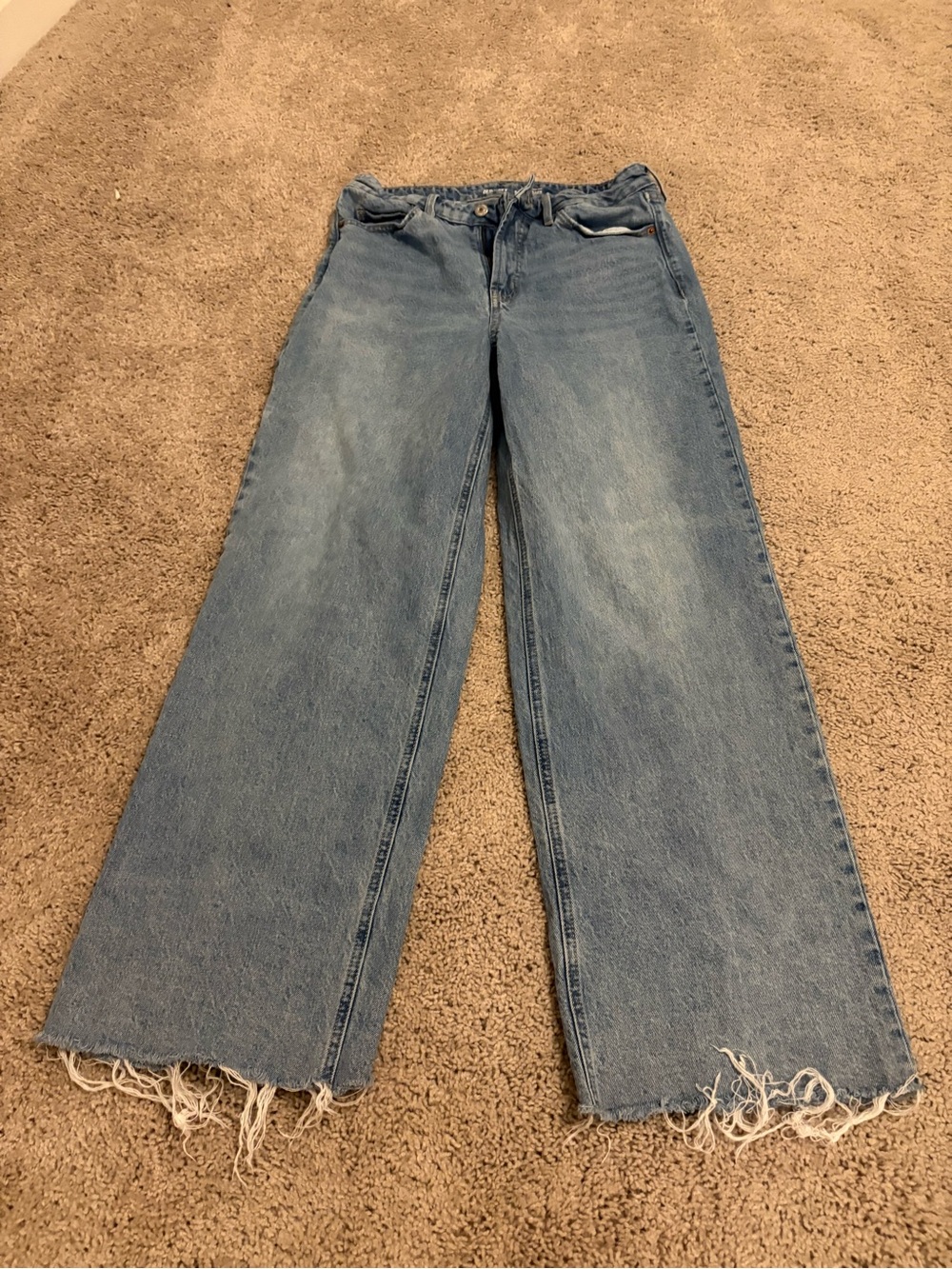 Old Navy Light Blue High-Rise Wide Leg Jeans with Frayed Hem